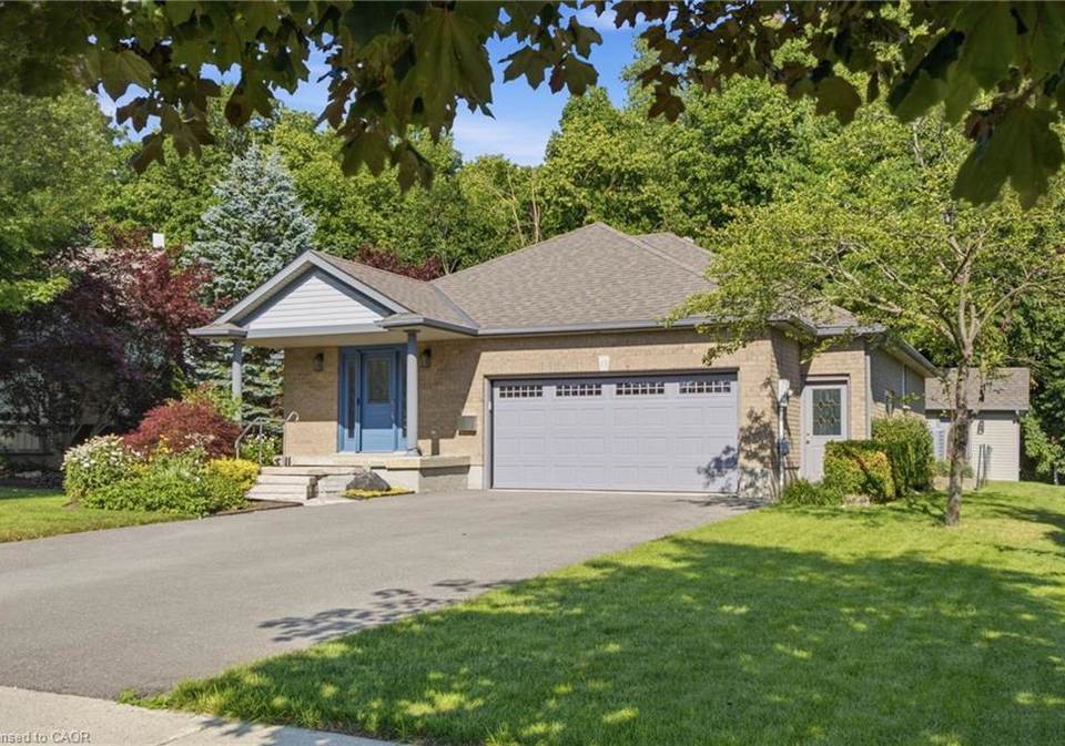 13-burlwood-drive-elmira-ontario-40849550