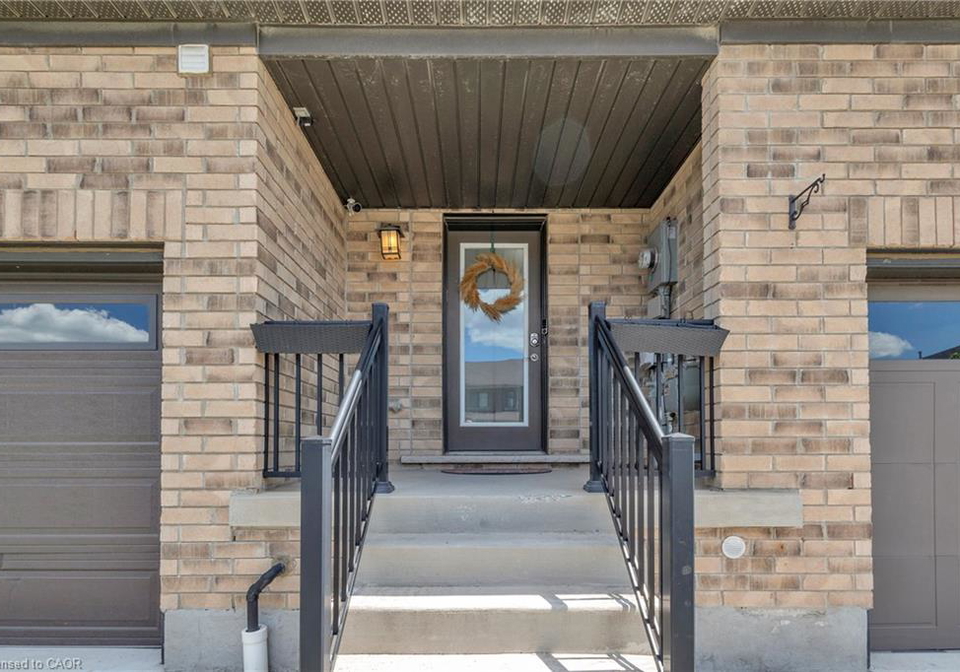 6-sherway-street-hamilton-ontario-40849552