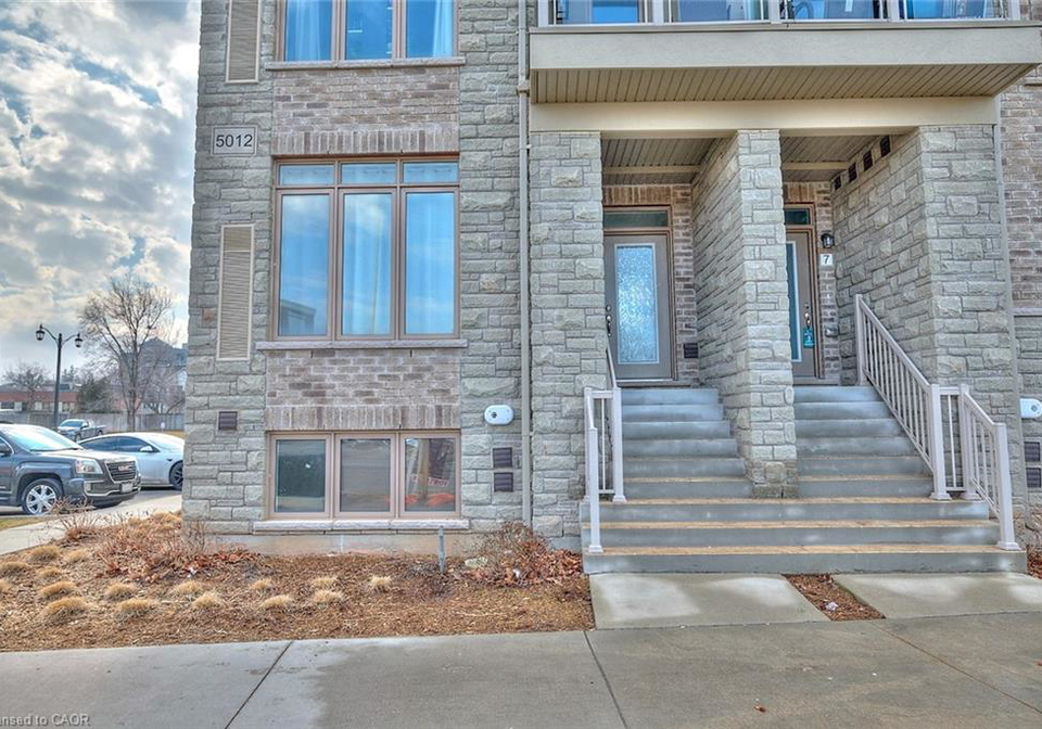 5012-serena-drive-beamsville-ontario-40849564