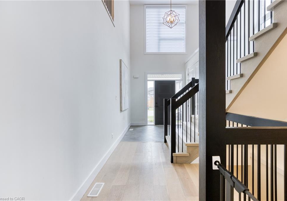 577-doonwoods-crescent-kitchener-ontario-40849574