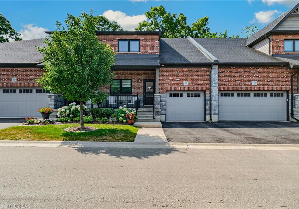 37-serviceberry-lane-simcoe-ontario-40849589