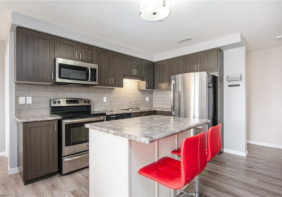 31-sienna-street-kitchener-ontario-40849596
