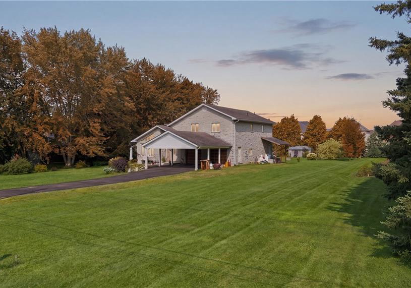 104-sideroad-18-fergus-ontario-40849611