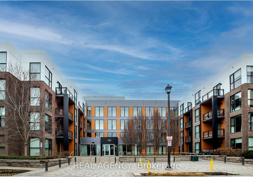 150-sabina-drive-e-oakville-ontario-40849629