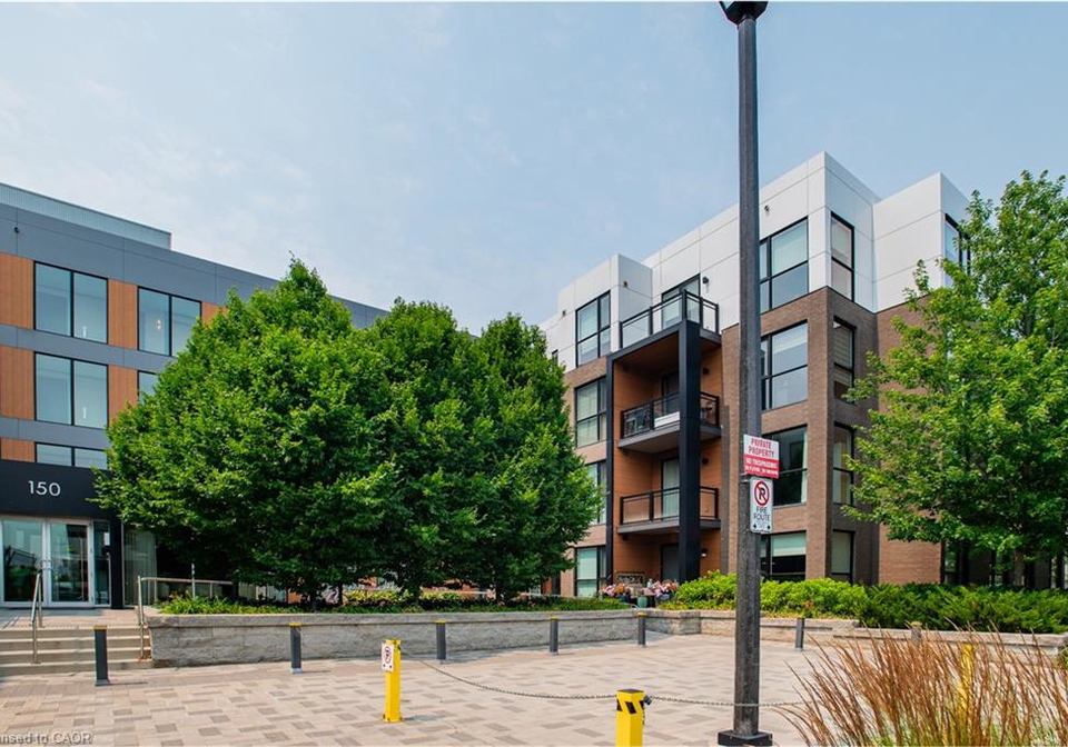 150-sabina-drive-e-oakville-ontario-40849629