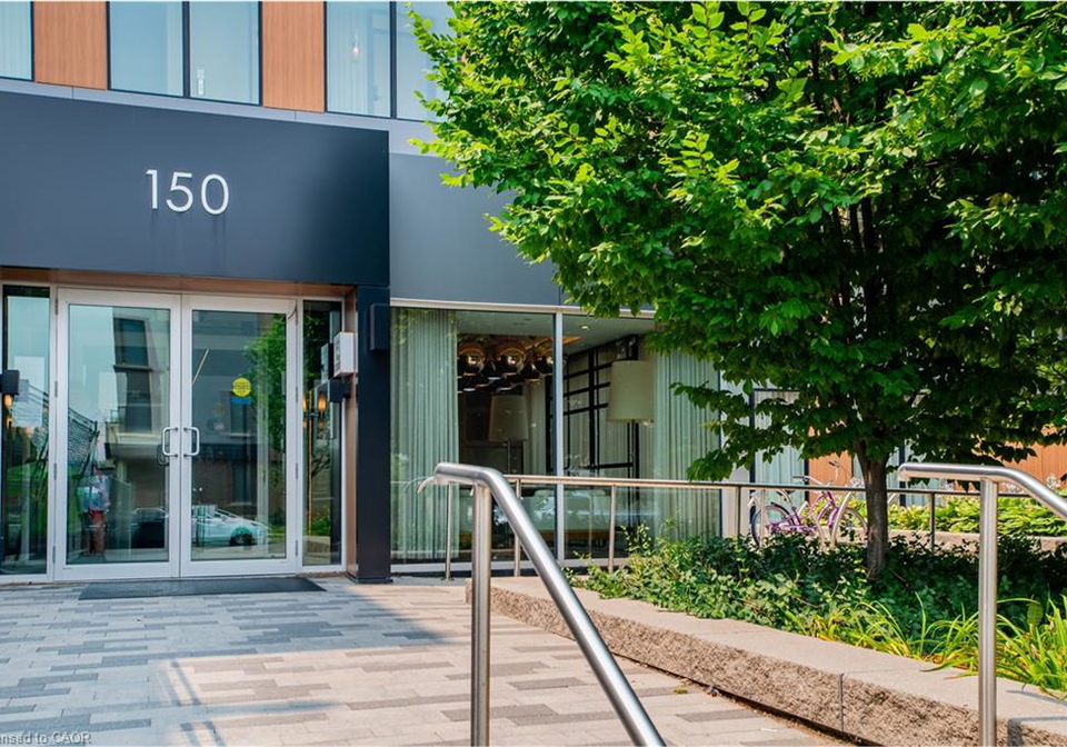 150-sabina-drive-e-oakville-ontario-40849629