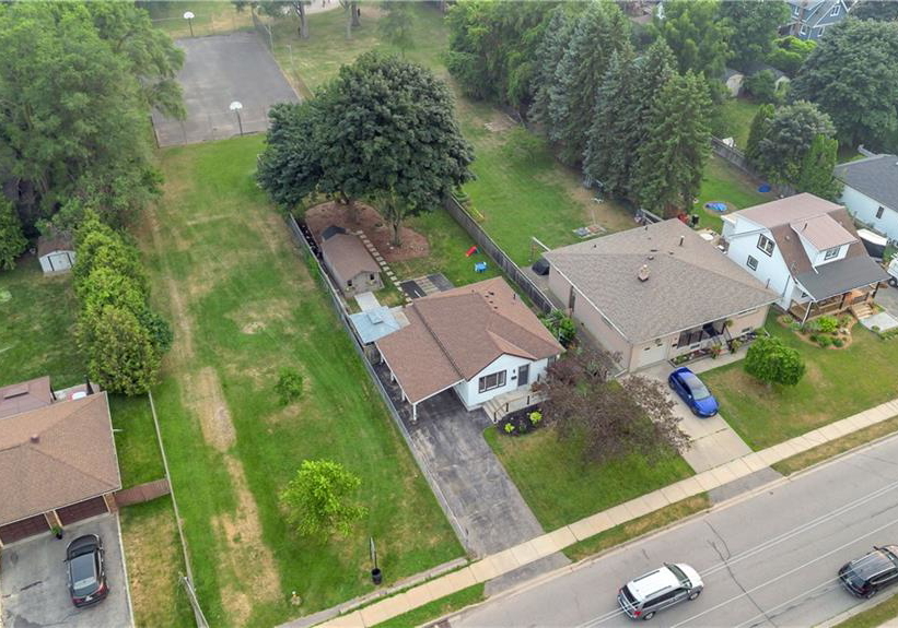 76-wood-street-brantford-ontario-40849632