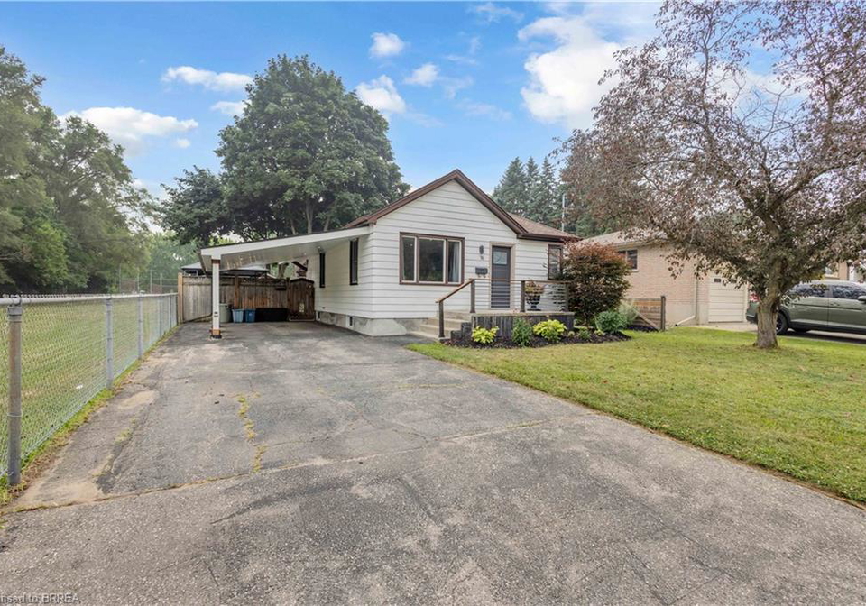 76-wood-street-brantford-ontario-40849632