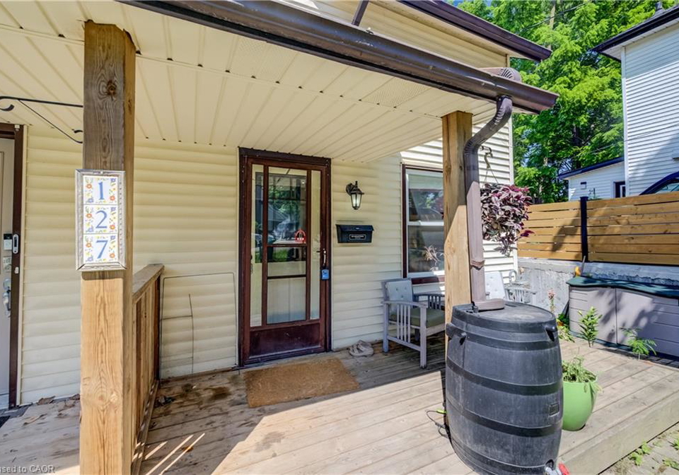 127-henderson-street-cambridge-ontario-40849640