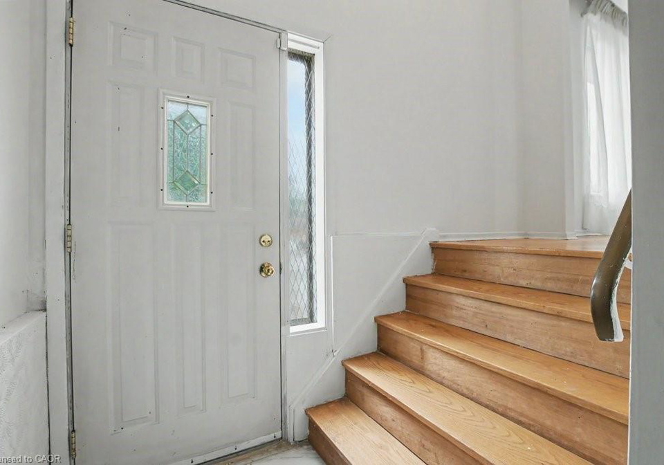 396-pinemeadow-avenue-mississauga-ontario-40849715