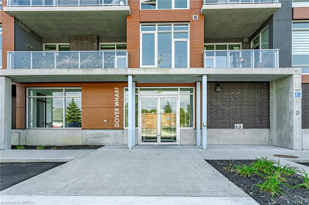 38-harbour-street-port-dover-ontario-40849717