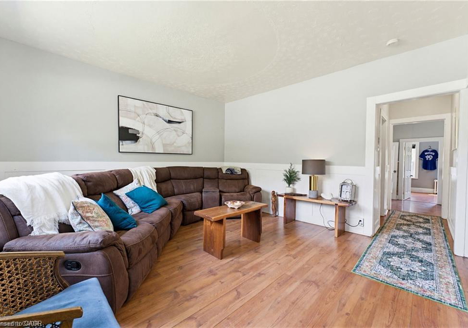 25-beverly-street-cambridge-ontario-40849740
