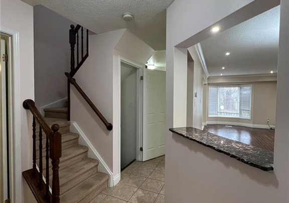 9-brookheath-lane-hamilton-ontario-40849768