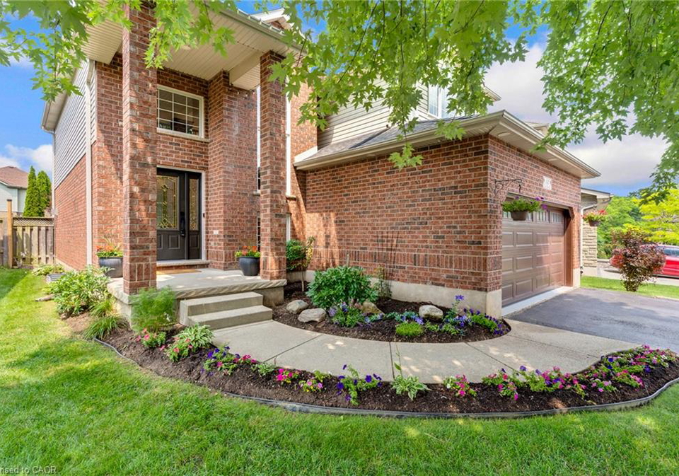 142-deer-ridge-drive-kitchener-ontario-40849817