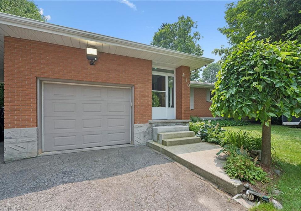410-avenue-road-cambridge-ontario-40849819