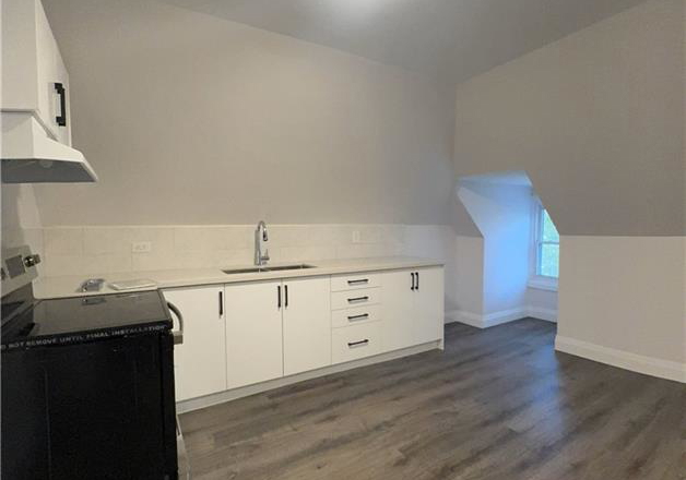 130-wellington-street-s-hamilton-ontario-40849820