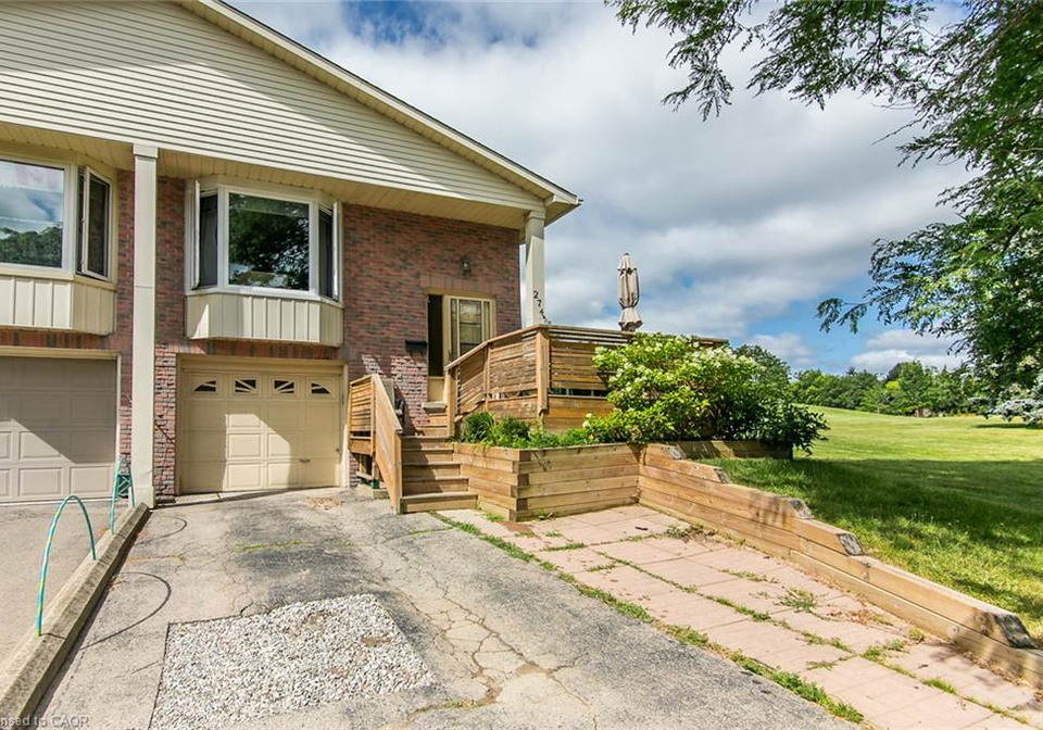 274-northlake-drive-waterloo-ontario-40849840