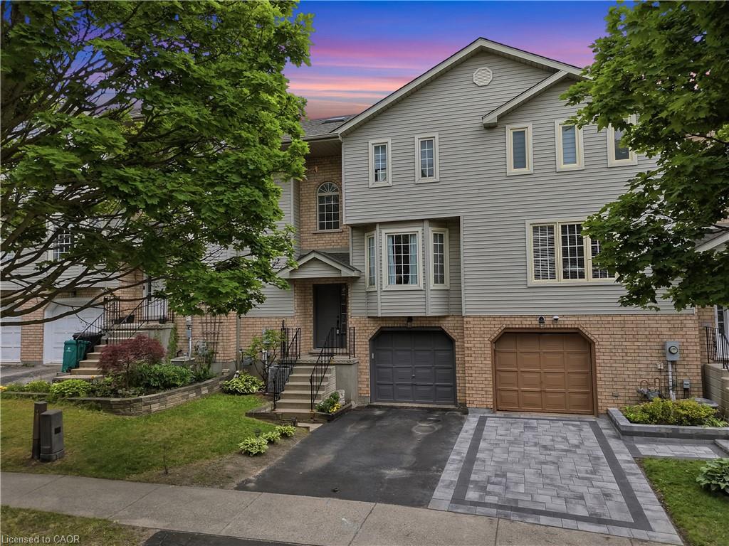 692-grange-crescent-waterloo-ontario-40849850