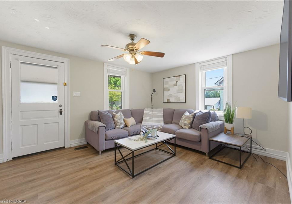7-lorimer-street-st-george-ontario-40849864