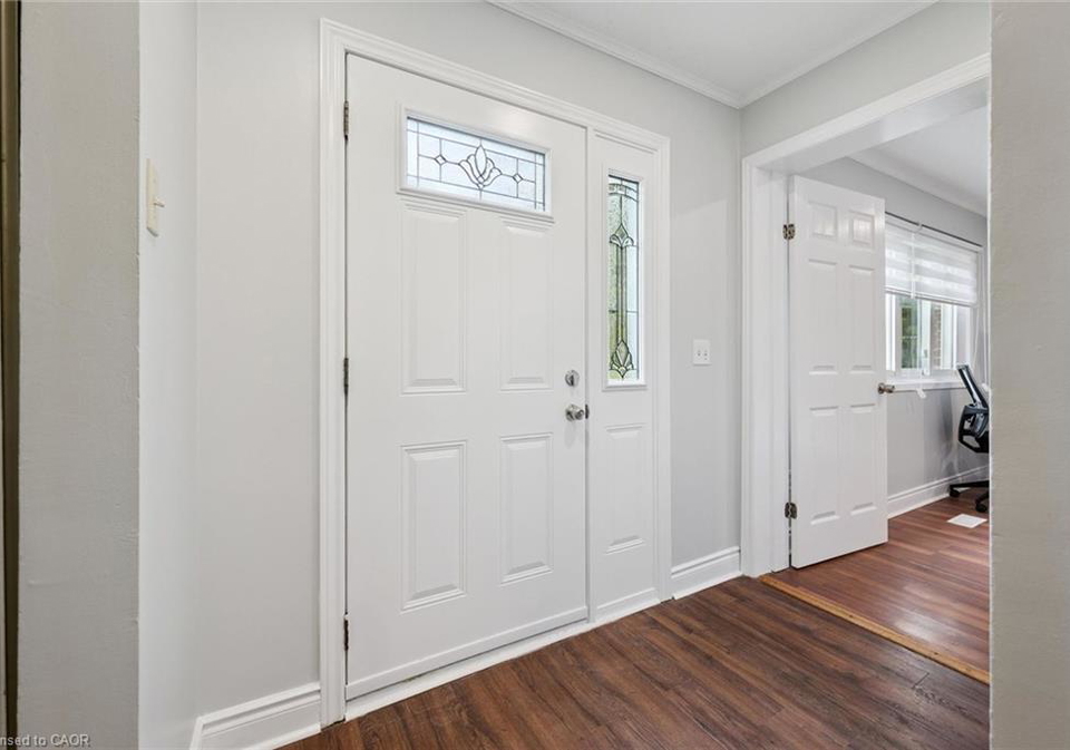121-university-avenue-e-waterloo-ontario-40849888
