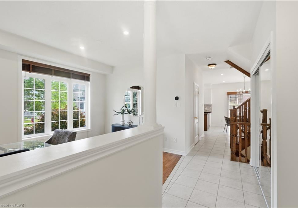 100-springstead-avenue-stoney-creek-ontario-40849981