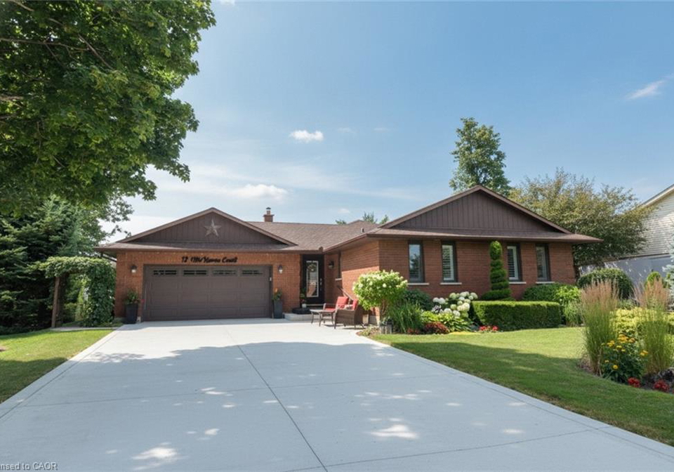 12-mckeown-court-caledonia-ontario-40849983