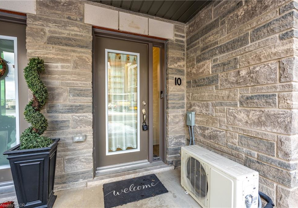 115-shoreview-place-hamilton-ontario-40849989