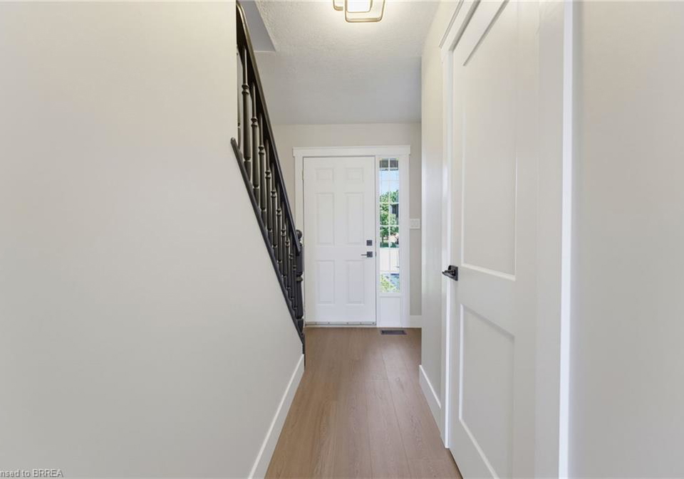 26-graystone-court-paris-ontario-40849995