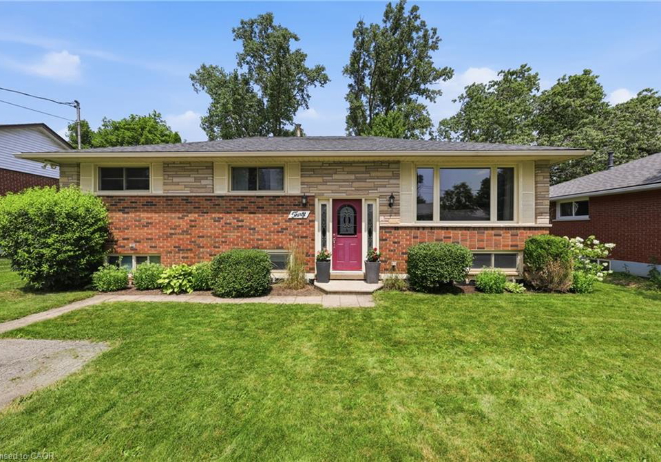 30-laird-street-caledonia-ontario-40850022
