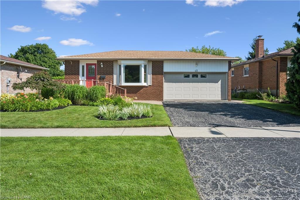 45-milverton-close-waterdown-ontario-40850027