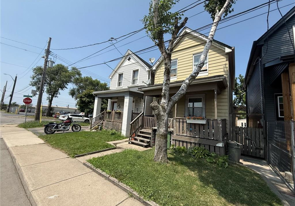 27-mons-avenue-hamilton-ontario-40850036