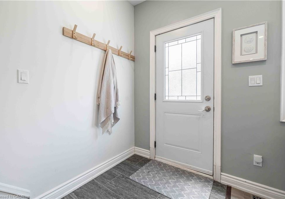 195-wood-street-e-hamilton-ontario-40850049