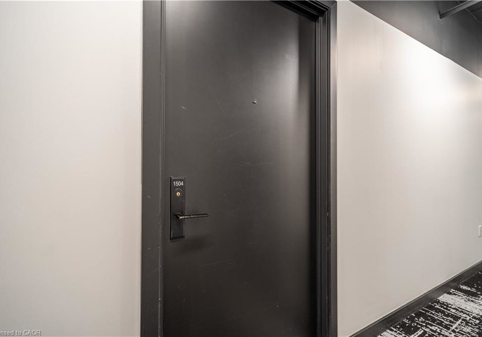 1-jarvis-street-hamilton-ontario-40850107