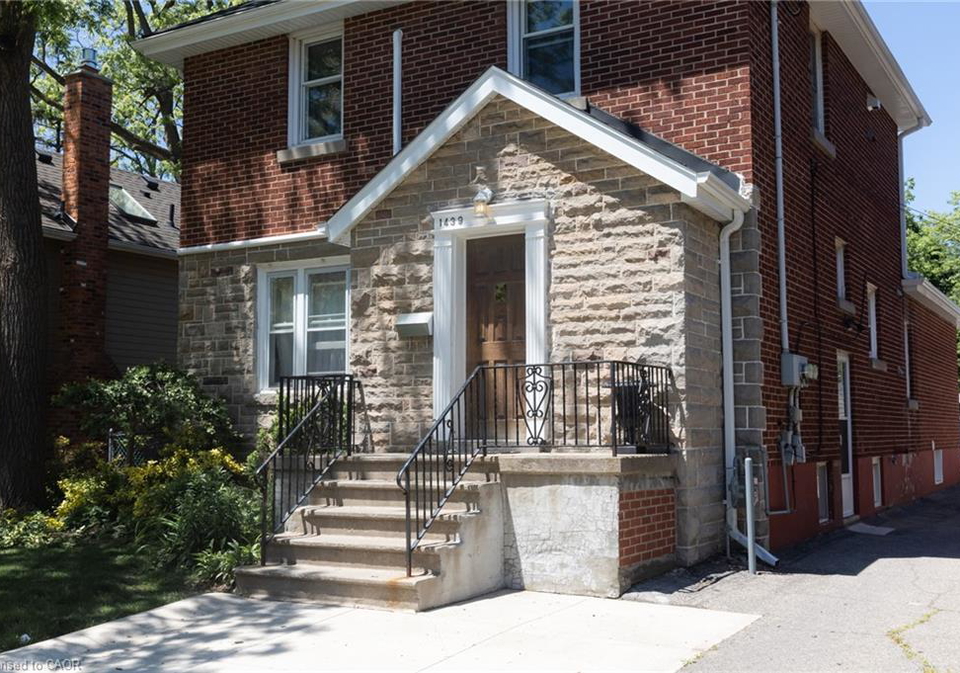 1439-caroline-street-burlington-ontario-40850114