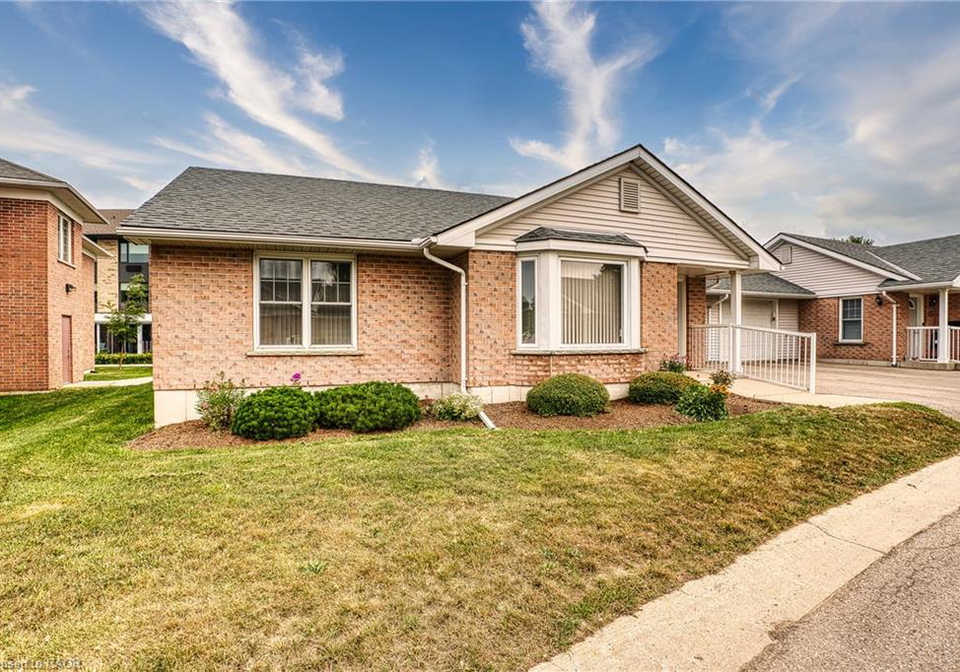 750-nelson-avenue-s-listowel-ontario-40850124