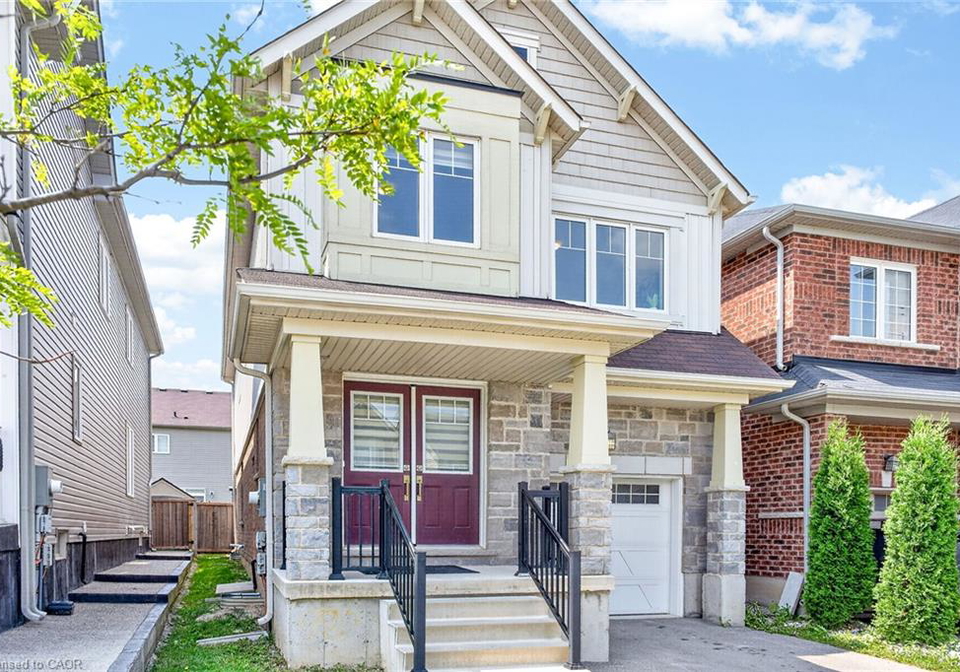 31-mccargow-drive-caledonia-ontario-40850128