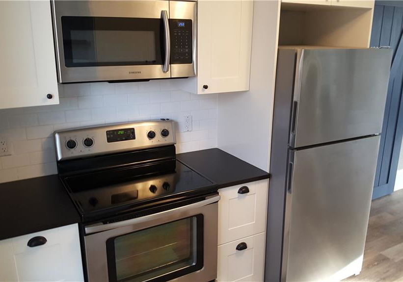 47-sherman-avenue-s-hamilton-ontario-40850129