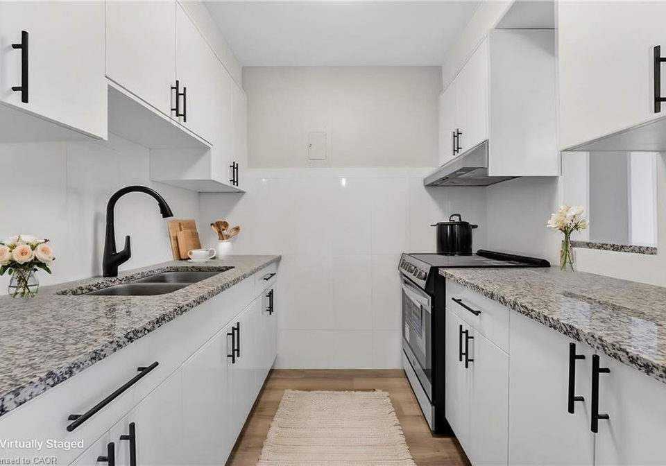 81-kenwood-drive-kitchener-ontario-40850151