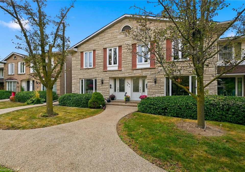 2066-brant-street-burlington-ontario-40850155