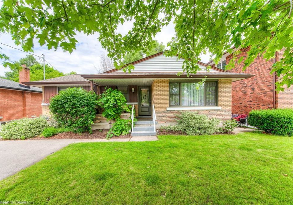 40-downey-street-kitchener-ontario-40850159