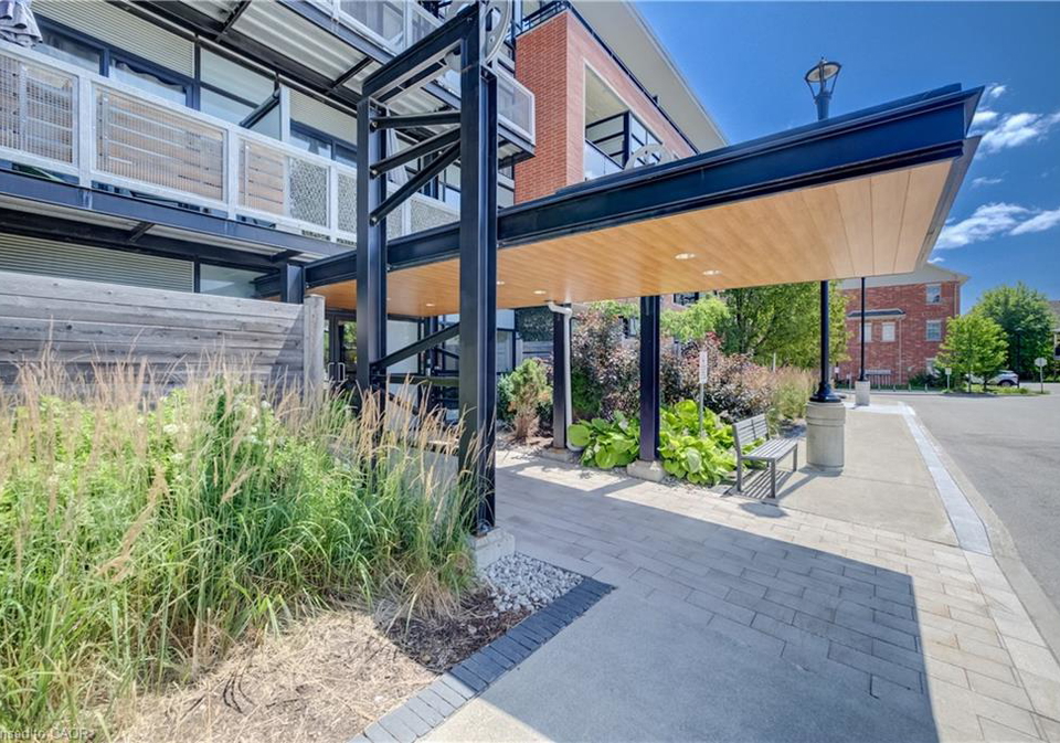 155-st-leger-kitchener-ontario-40850182
