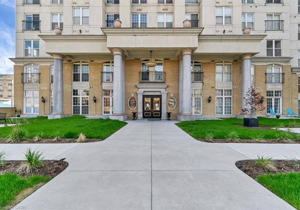 135-james-street-s-hamilton-ontario-40850192