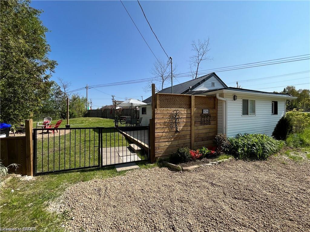 9296-beachwood-road-collingwood-ontario-40850205