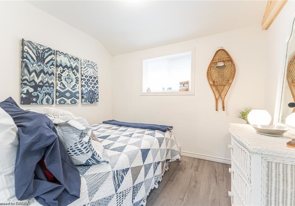 9296-beachwood-road-collingwood-ontario-40850205