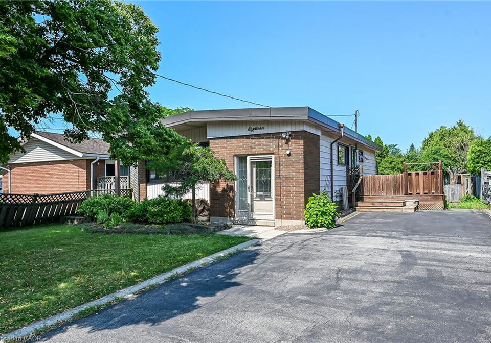 18-coral-drive-hamilton-ontario-40850287