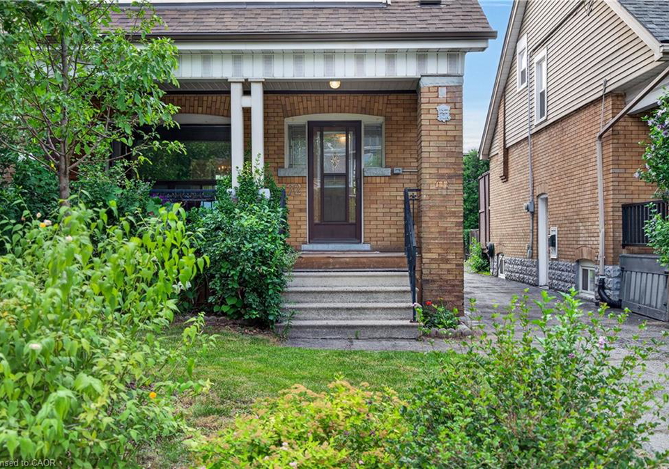 172-kensington-avenue-s-hamilton-ontario-40850292