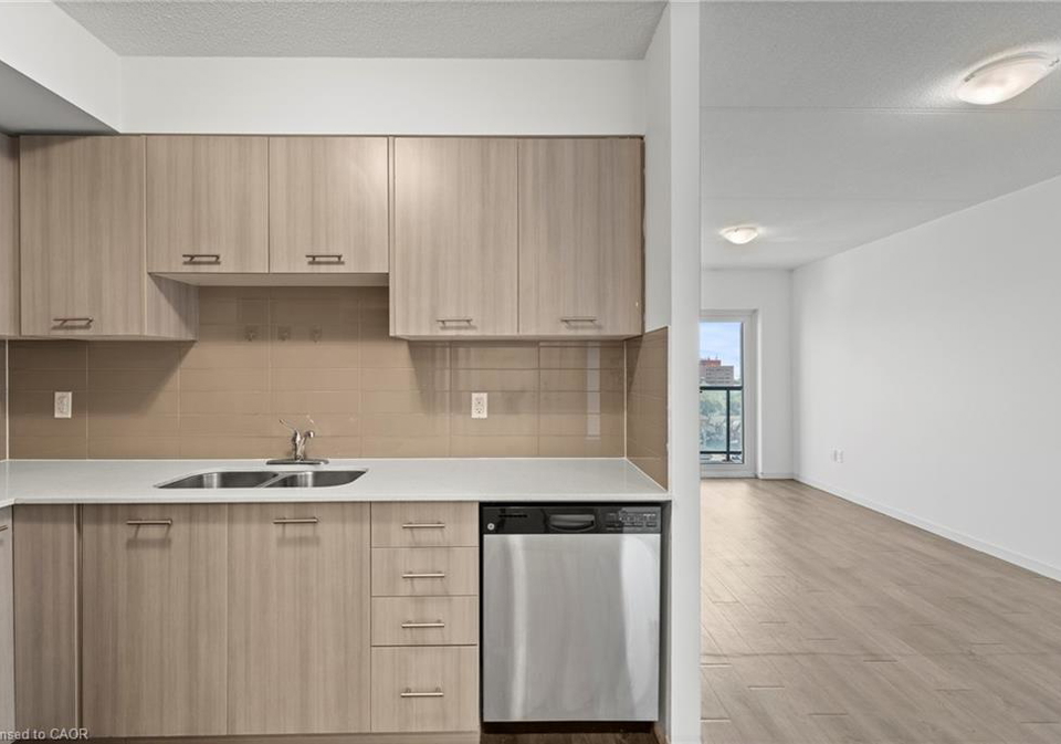 220-cannon-street-e-hamilton-ontario-40850298