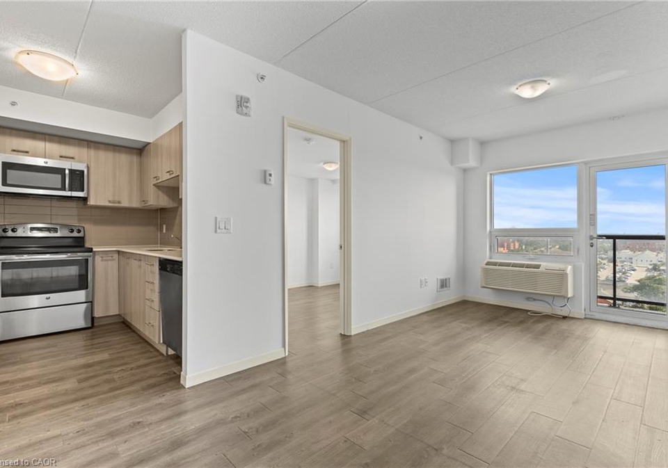 220-cannon-street-e-hamilton-ontario-40850298