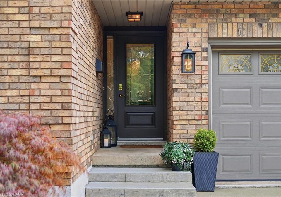 224-athenia-drive-stoney-creek-ontario-40850299