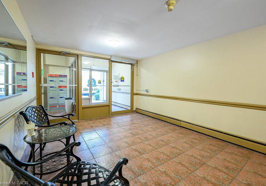 141-catharine-street-s-hamilton-ontario-40850315
